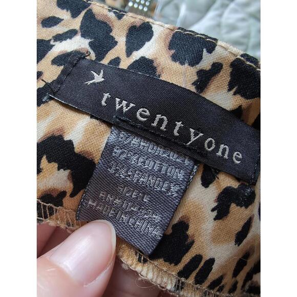 Large NWOT cheetah dress - Picture 6 of 6